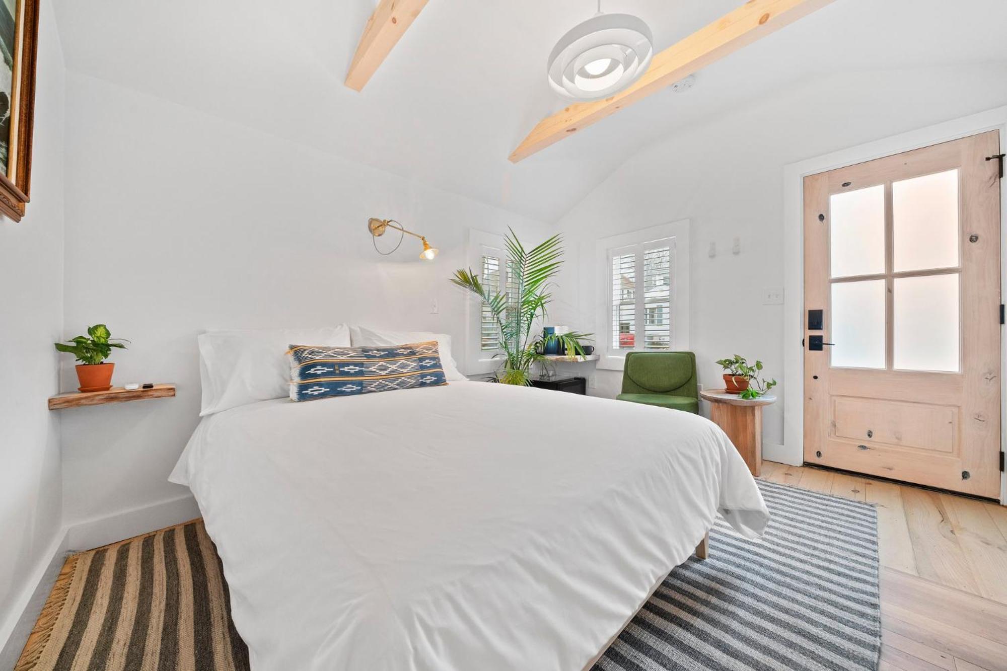 Sisu, A Boutique Motel Plymouth Exteriör bild